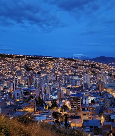 la paz at night scaled e1776383080709.jpg